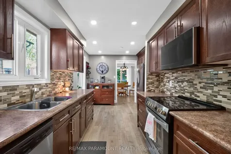 186 Weybridge Trail Brampton ON L6V 3W2