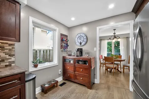 186 Weybridge Trail Brampton ON L6V 3W2