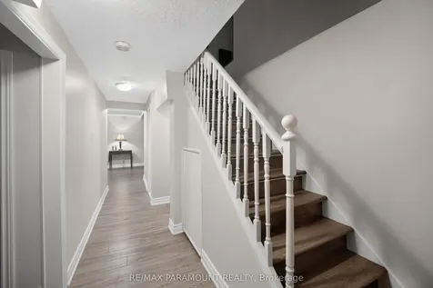 186 Weybridge Trail Brampton ON L6V 3W2