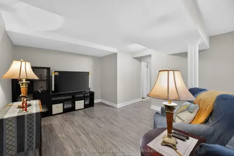 186 Weybridge Trail Brampton ON L6V 3W2