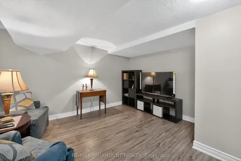186 Weybridge Trail Brampton ON L6V 3W2