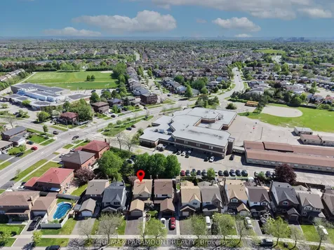 186 Weybridge Trail Brampton ON L6V 3W2
