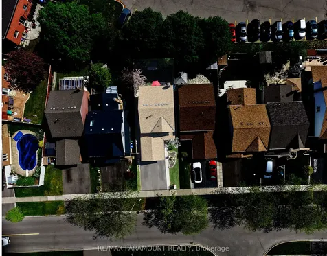 186 Weybridge Trail Brampton ON L6V 3W2