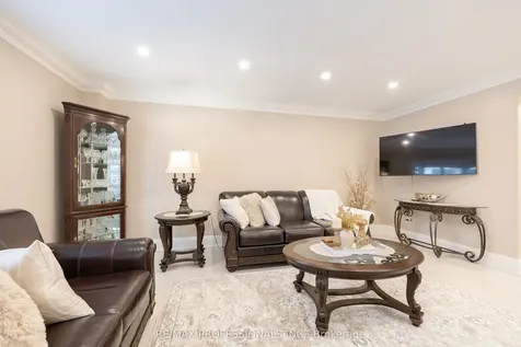 99 Desert Sand Drive Brampton ON L6R 1V7