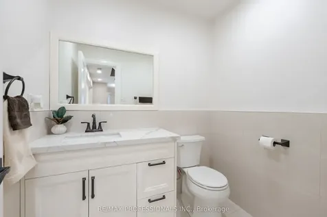 99 Desert Sand Drive Brampton ON L6R 1V7