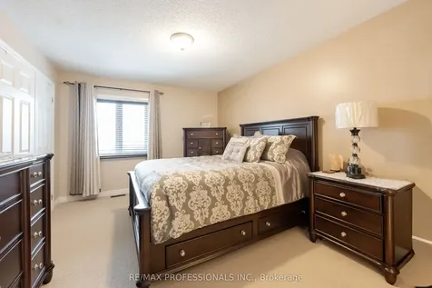 99 Desert Sand Drive Brampton ON L6R 1V7