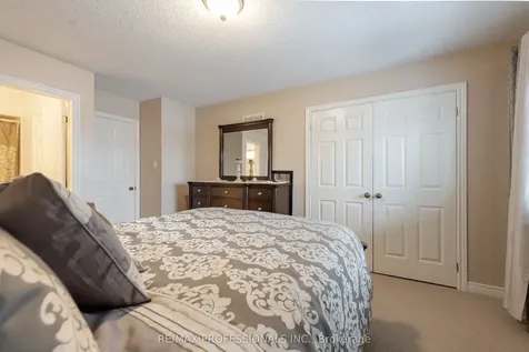 99 Desert Sand Drive Brampton ON L6R 1V7