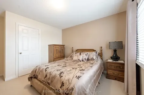 99 Desert Sand Drive Brampton ON L6R 1V7