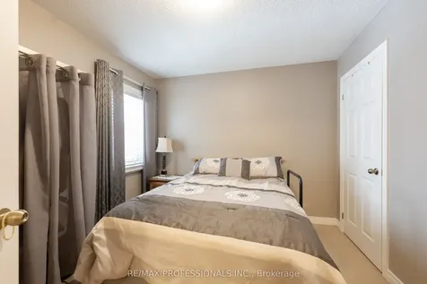 99 Desert Sand Drive Brampton ON L6R 1V7