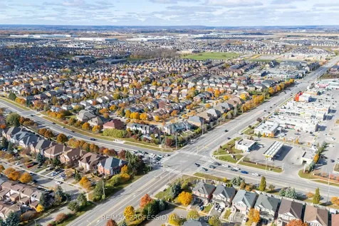 99 Desert Sand Drive Brampton ON L6R 1V7
