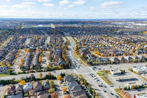 99 Desert Sand Drive Brampton ON L6R 1V7