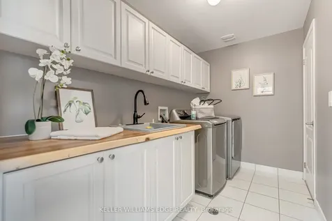 265 Goutouski Crescent Milton ON L9T 7B4