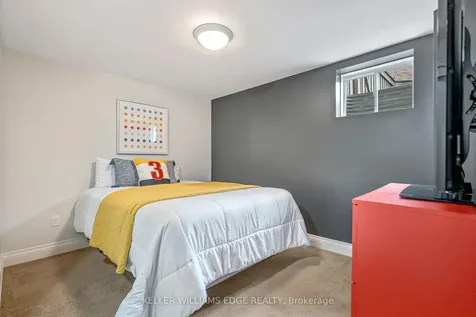 265 Goutouski Crescent Milton ON L9T 7B4