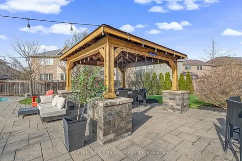 265 Goutouski Crescent Milton ON L9T 7B4