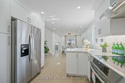 1397 Highgate Court Oakville ON L6H 2V4