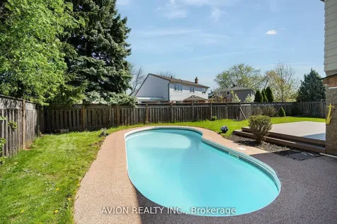 1397 Highgate Court Oakville ON L6H 2V4