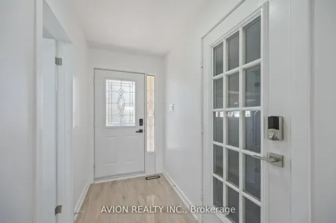 1397 Highgate Court Oakville ON L6H 2V4