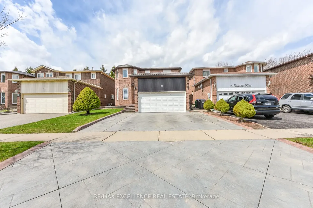89 Castlehill Road Brampton ON L6X 4C3