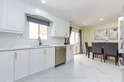 89 Castlehill Road Brampton ON L6X 4C3