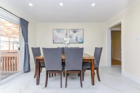 89 Castlehill Road Brampton ON L6X 4C3