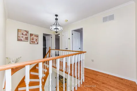 89 Castlehill Road Brampton ON L6X 4C3