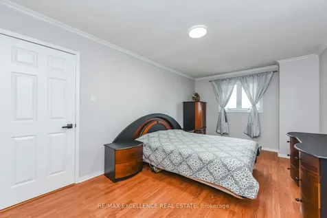 89 Castlehill Road Brampton ON L6X 4C3