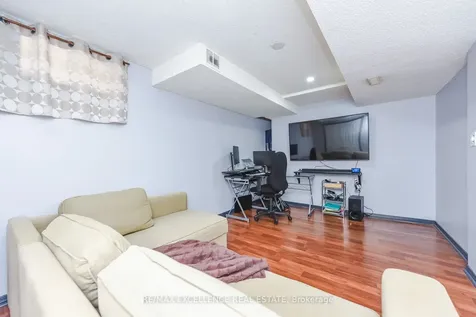 89 Castlehill Road Brampton ON L6X 4C3
