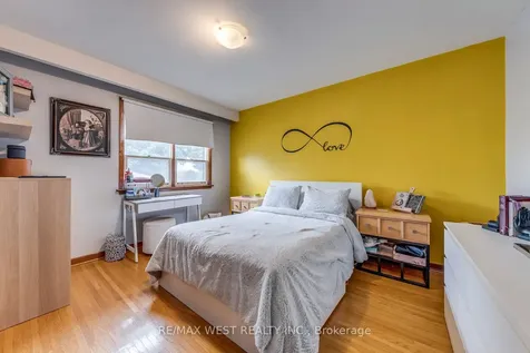 65 North Park Drive Toronto ON M6L 1K4
