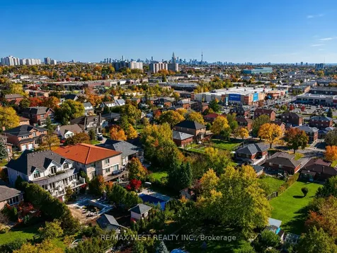 65 North Park Drive Toronto ON M6L 1K4