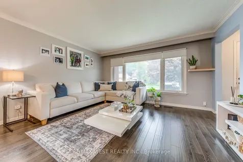 65 North Park Drive Toronto ON M6L 1K4