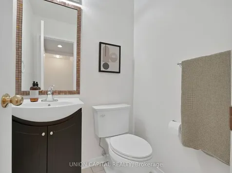 3845 Ridgepoint Way Mississauga ON L5N 7T7