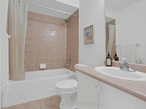 3845 Ridgepoint Way Mississauga ON L5N 7T7
