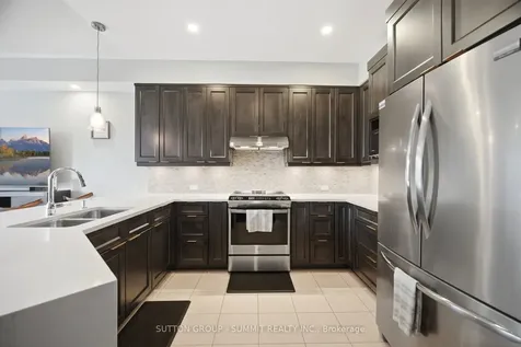 745 Farmstead Drive Milton ON L9T 8B1