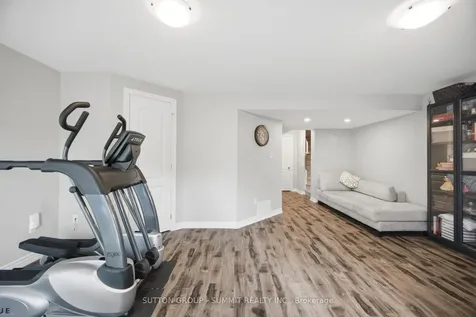 745 Farmstead Drive Milton ON L9T 8B1