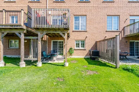 745 Farmstead Drive Milton ON L9T 8B1