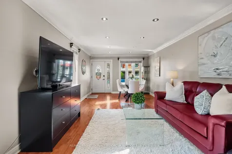 197 Lambton Avenue Toronto ON M6N 2T2