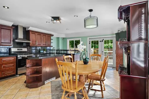 197 Lambton Avenue Toronto ON M6N 2T2