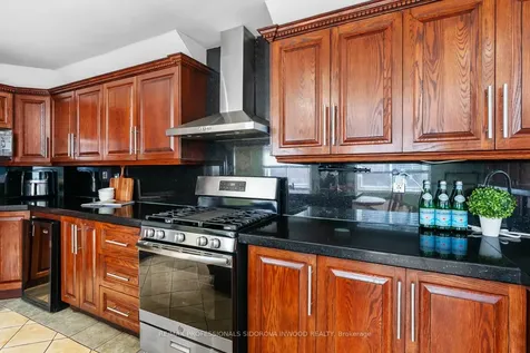 197 Lambton Avenue Toronto ON M6N 2T2