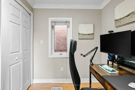197 Lambton Avenue Toronto ON M6N 2T2