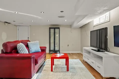 197 Lambton Avenue Toronto ON M6N 2T2