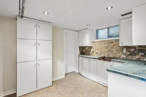 197 Lambton Avenue Toronto ON M6N 2T2