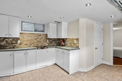 197 Lambton Avenue Toronto ON M6N 2T2