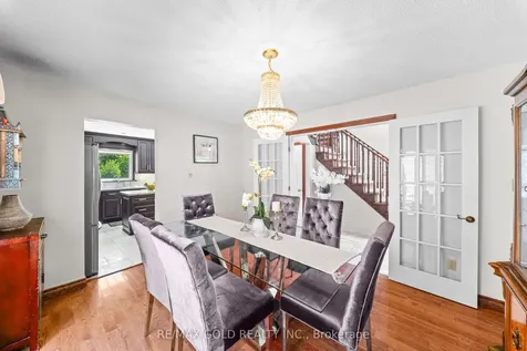 122 Barr Crescent Brampton ON L6Z 3C8
