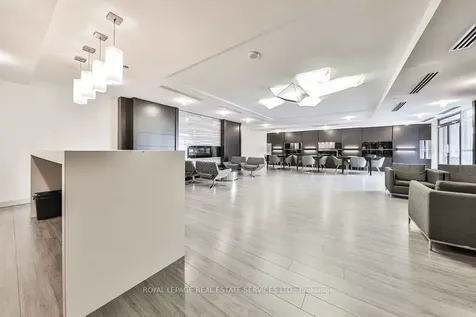 8 Fieldway Road Toronto ON M8Z 0C3