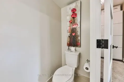 8 Fieldway Road Toronto ON M8Z 0C3
