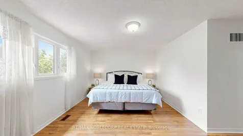 2240 Shipwright Road Oakville ON L6M 3B1