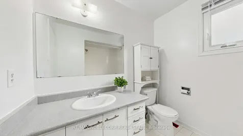2240 Shipwright Road Oakville ON L6M 3B1