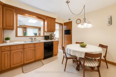 22 Norgrove Crescent Toronto ON M9P 3C6