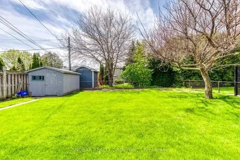 22 Norgrove Crescent Toronto ON M9P 3C6