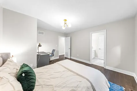 30 Merrimac Drive Brampton ON L6Y 6K3